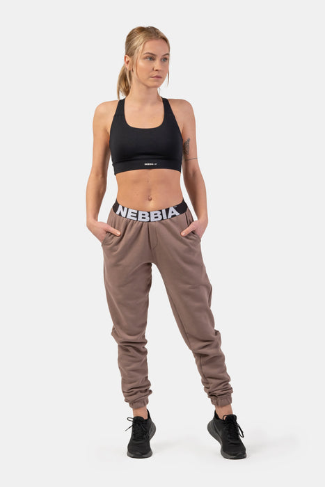 NEBBIA Iconic Mid-Waist Sweatpants/Träningsbyxor, brown