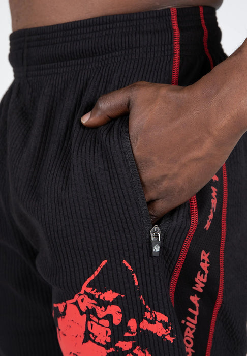 Gorilla Wear Buffalo Old School Workout Shorts/träningsshorts, black/red
